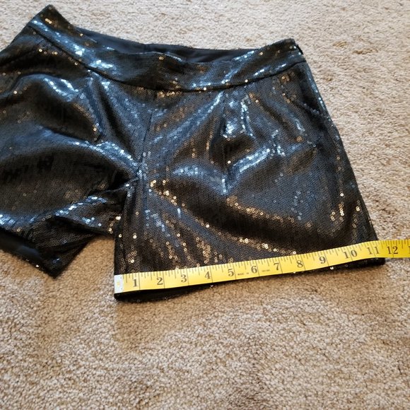 Express Black Sequin Shorts, Size 2 - Picture 12 of 14